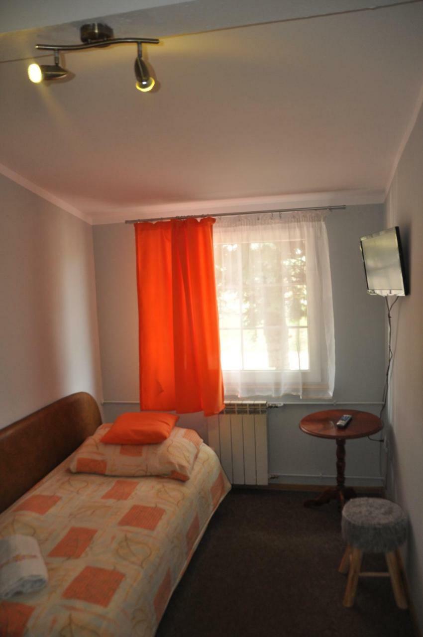 Zajazd Pod Lwem Trzebnica Extérieur photo